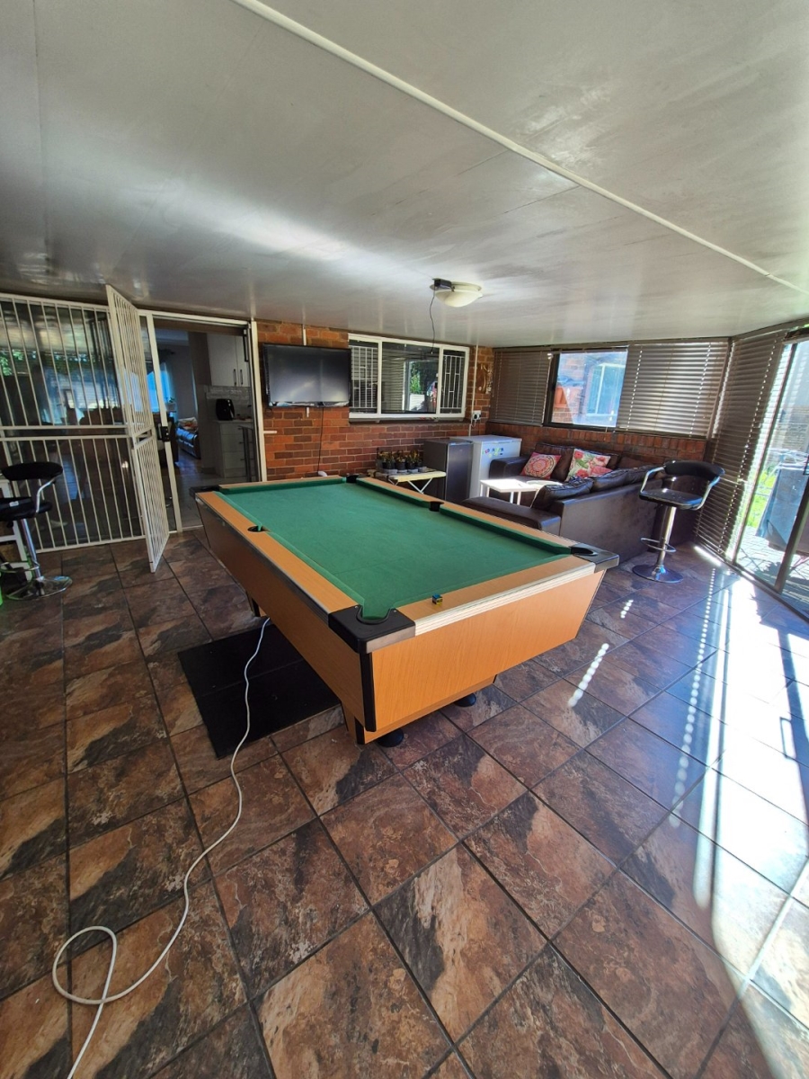 To Let 3 Bedroom Property for Rent in Pellissier Free State